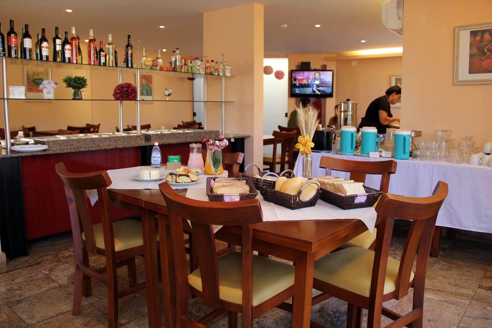 Hotel Ema Palace Sao Jose dos Campos Exterior photo